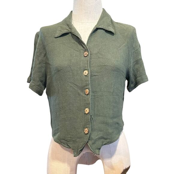 Joanna Tops - Vintage Green Cropped Button Down Shirt Womens Sz Medium Coastal Cowgirl Cottage